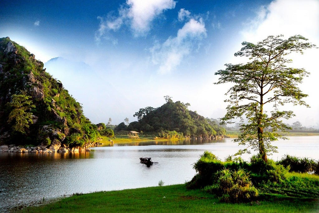 Bát Cảnh Sơn - Địa điểm du lịch Hà Nam với vẻ đẹp thiên nhiên hoang sơ - Khách sạn Vạn Hải Lý - Hà Nam